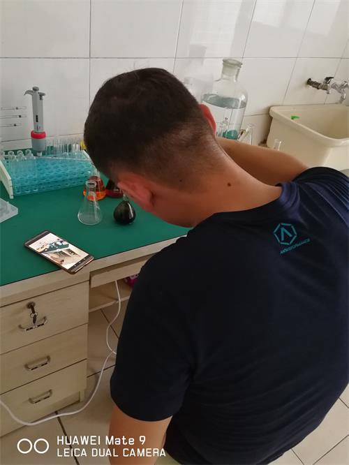 客戶操作儀器實拍 客戶操作儀器實拍